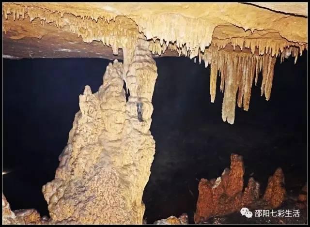 邵阳县发现一大型溶洞，洞中有洞，奇幻壮观！