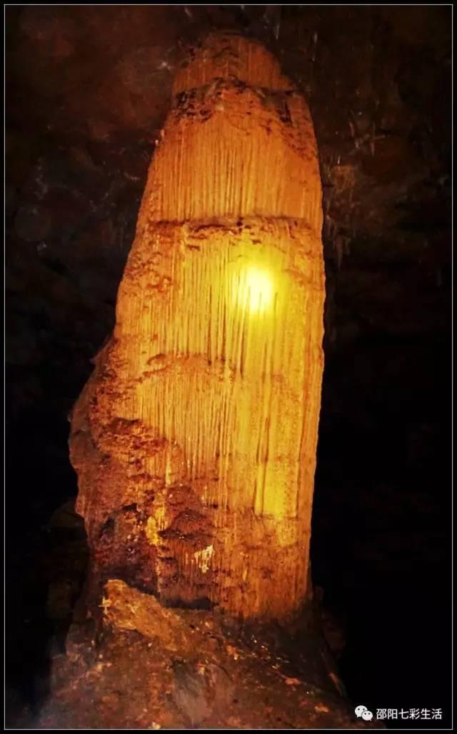 邵阳县发现一大型溶洞，洞中有洞，奇幻壮观！