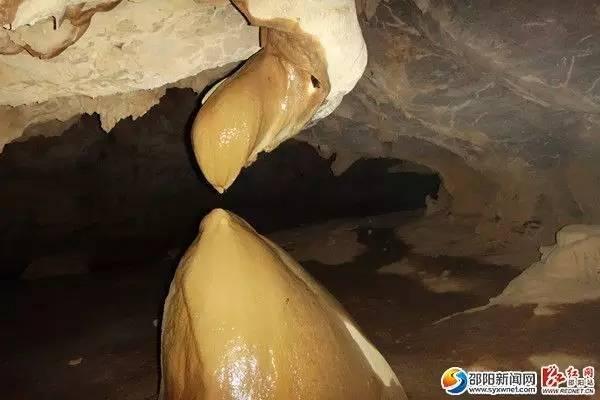 奇！邵阳一个溶洞里面居然有会“唱歌”的石幔！