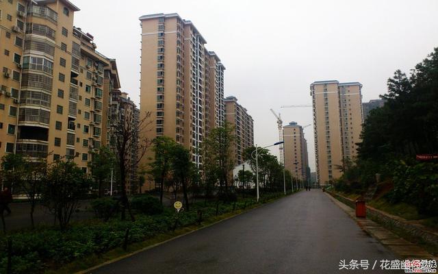湖南邵东的一个镇曾经号称三湘第一镇，当时的义乌都过来取经