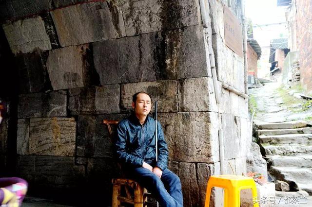 千年古王城，湖南武冈古城，城门洞子铁匠铺：打铁匠叮当几十年 坚守传统手艺
