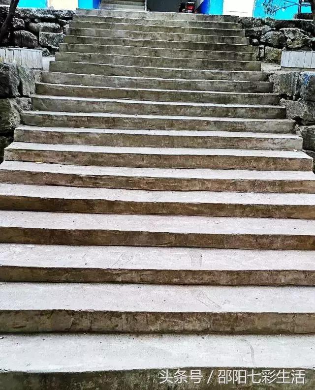 醉人的风景，留在美丽的河伯完小