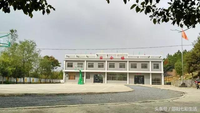 醉人的风景，留在美丽的河伯完小