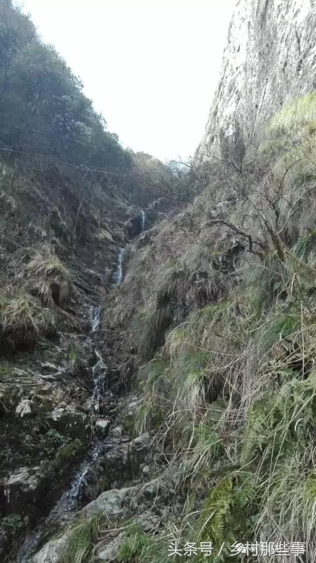 新宁县高冠山发现天梯峡谷