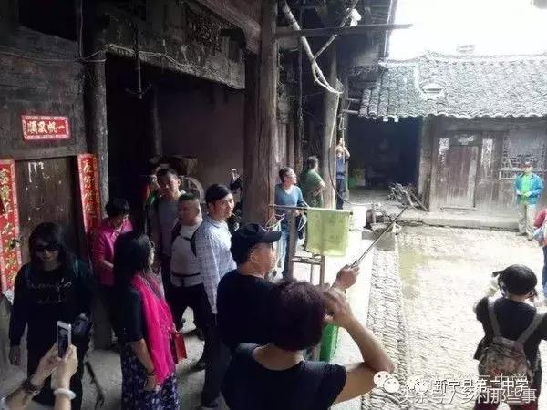 国庆长假太堵，不去远方只去西村坊！