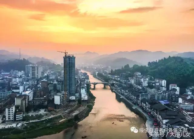 高空俯瞰绥宁县，竟然这么美！