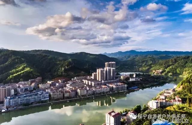 高空俯瞰绥宁县，竟然这么美！