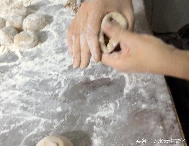 天下奇饼：武冈空饼，空之道