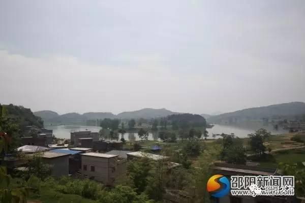 湖南隆回发现疑似汉代古墓群 多处发现花纹精美的古墓砖
