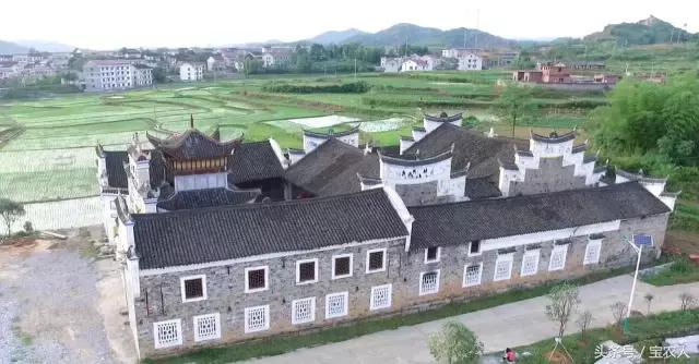 邵阳高铁新城都建设成这样了！购物、旅游一网打尽……