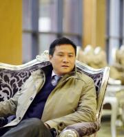 罗长林：长袖善舞乐山林 