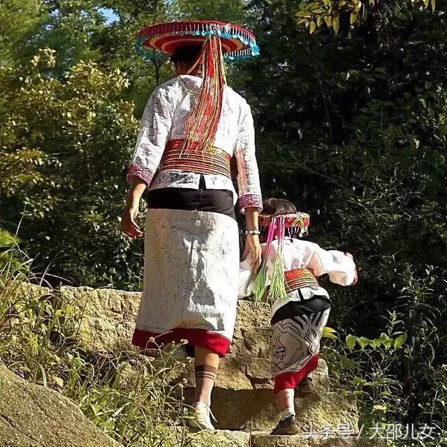 他们拜树为父，他们是你所未见过的古瑶族