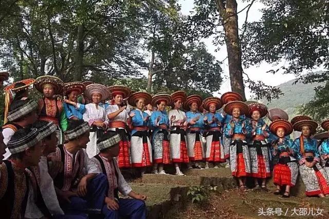 他们拜树为父，他们是你所未见过的古瑶族