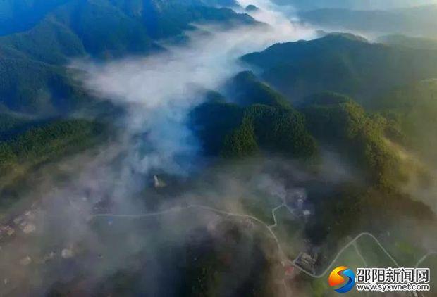 邵东：《诗画大云山》摄影展推介大云山