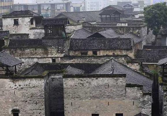 湖南五个有名的古建筑群