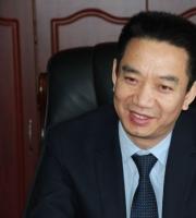 李丁利：在上海滩百炼成“钢”铸造辉煌