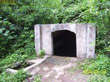 相传九条神龙盘踞此地——九龙岭！