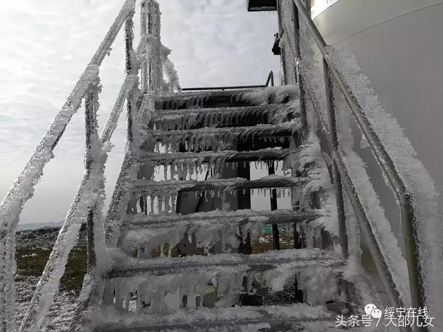 冬天来邵阳看雾凇