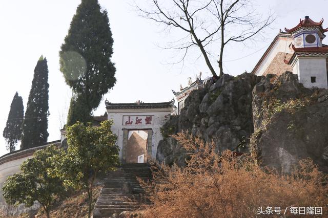 「每日隆回」一离火车站最近的名刹“望江山寺”