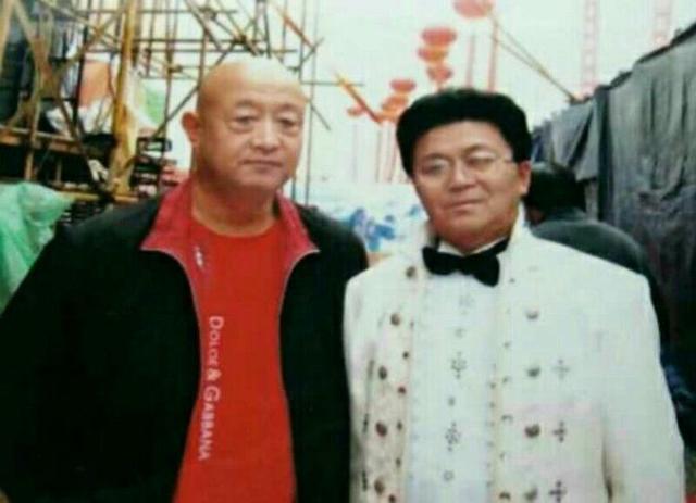 中国崀山极具魅力的实力派男高音歌唱家——李绍良
