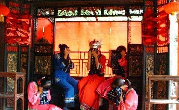 新宁：哭嫁踩瓦进婆家，独具特色的婚嫁礼仪