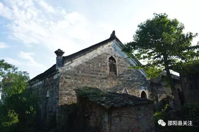 邵阳县双江口：二水相汇现奇景，罗公古庙存遗韵
